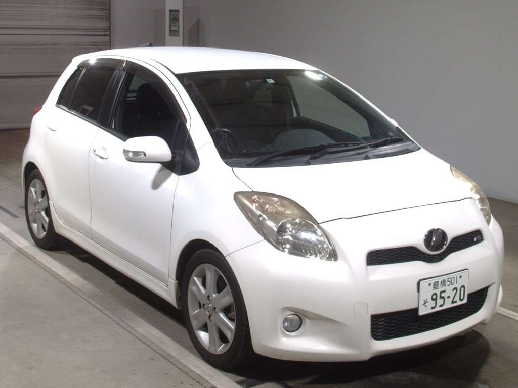 Toyota Vitz RS 2010