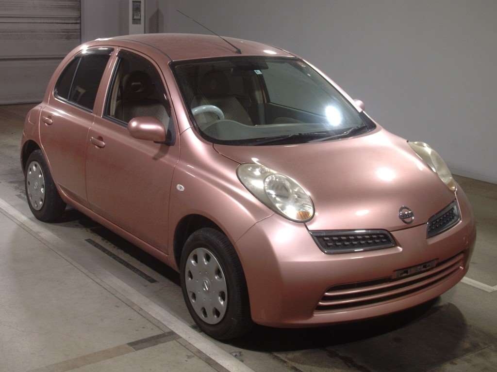 nissan march 2010