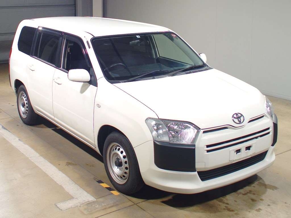 Toyota Probox 2016